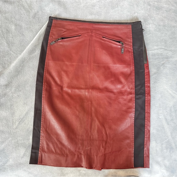 Louis Vuitton Dresses & Skirts - Louis Vuitton leather skirt